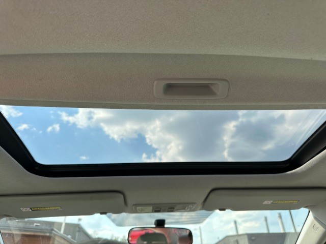 Honda Civic Sedan Vehicle Full-screen Gallery Image 14