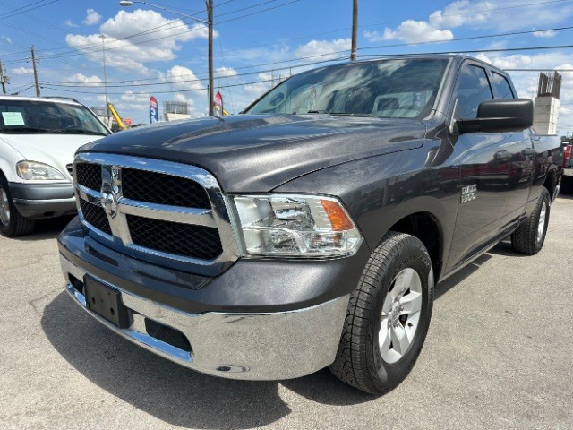 Ram 1500 Vehicle Full-screen Gallery Image 02