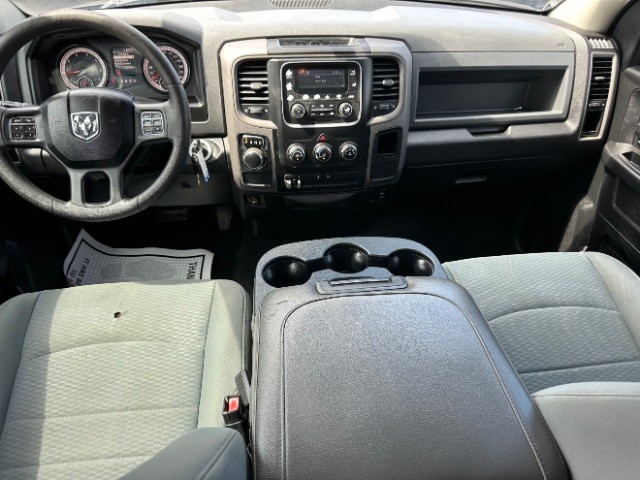 Ram 1500 Vehicle Full-screen Gallery Image 06