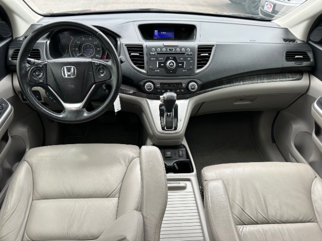 Honda CR-V Vehicle Full-screen Gallery Image 05