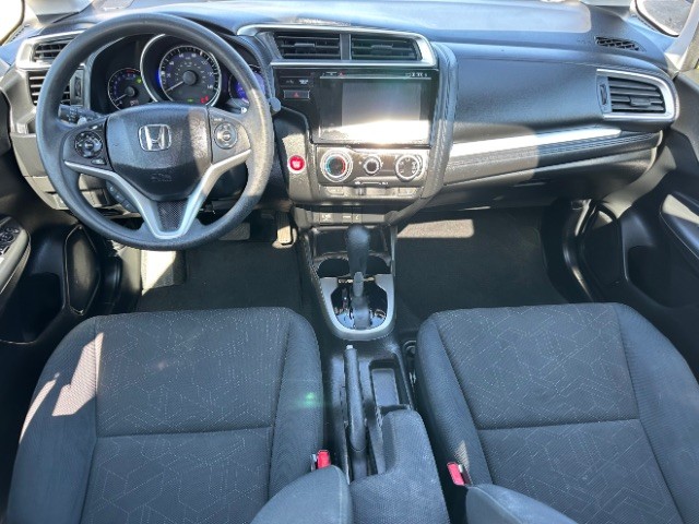 Honda Fit Vehicle Full-screen Gallery Image 06