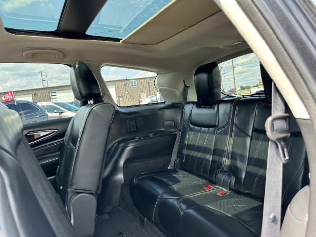 INFINITI QX60 Vehicle Full-screen Gallery Image 14