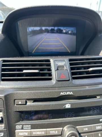 Acura TL Vehicle Full-screen Gallery Image 13