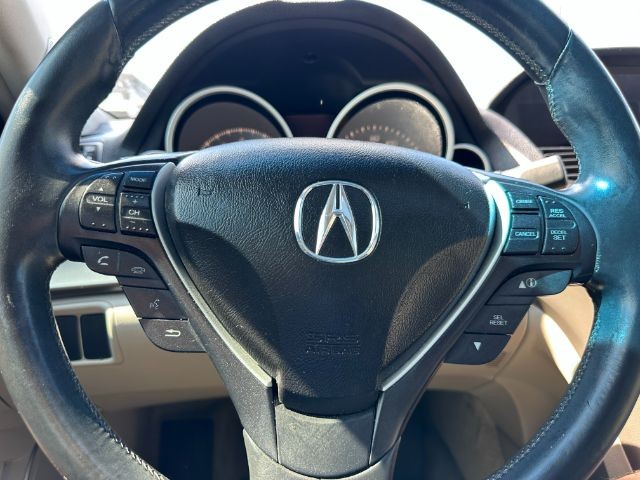 Acura TL Vehicle Full-screen Gallery Image 14