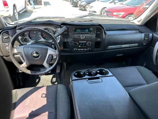 Chevrolet Silverado 1500 Vehicle Full-screen Gallery Image 06