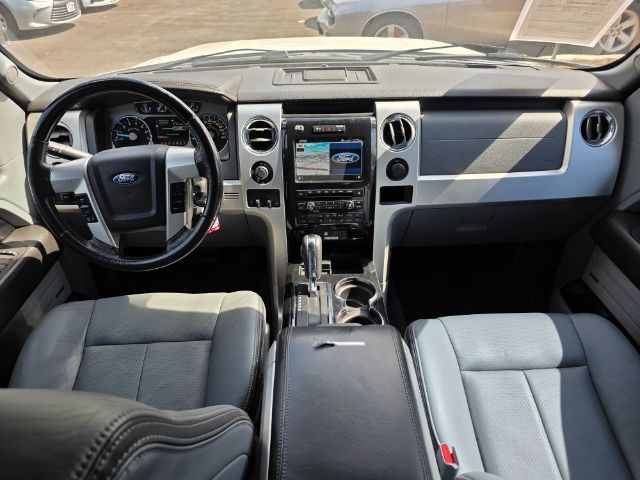 Ford F-150 Vehicle Full-screen Gallery Image 06