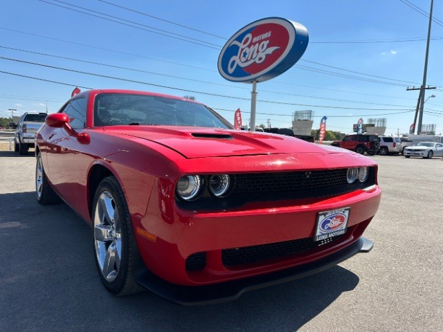 2018 Dodge Challenger SXT's photo