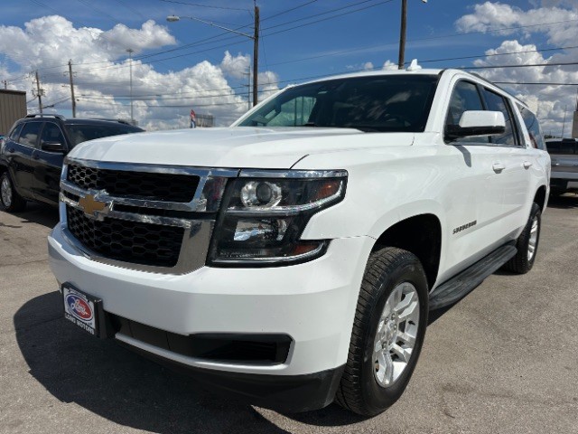 Chevrolet Suburban Vehicle Full-screen Gallery Image 02