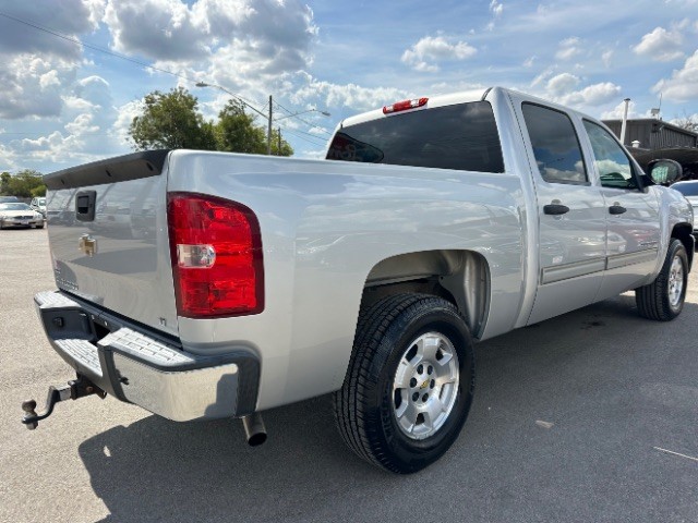Chevrolet Silverado 1500 Vehicle Full-screen Gallery Image 04