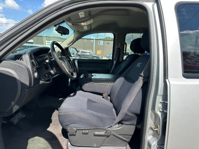 Chevrolet Silverado 1500 Vehicle Full-screen Gallery Image 10