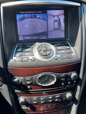 INFINITI QX50 Vehicle Full-screen Gallery Image 15