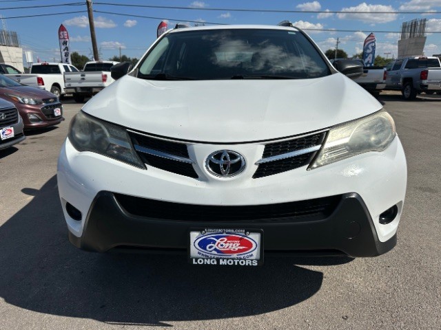 Toyota RAV4 Vehicle Full-screen Gallery Image 03