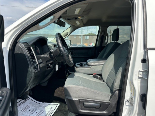 Ram 2500 Vehicle Full-screen Gallery Image 10