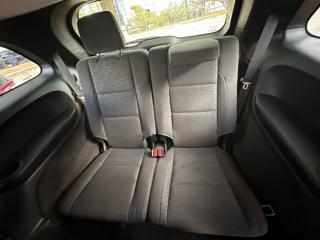 Dodge Durango Vehicle Full-screen Gallery Image 12