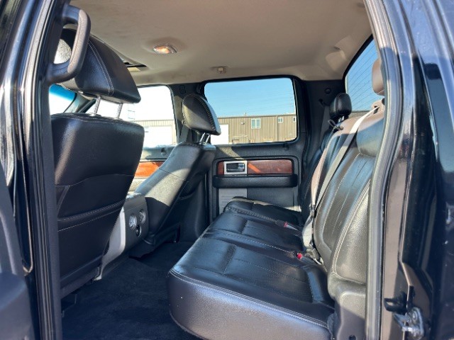 Ford F-150 Vehicle Full-screen Gallery Image 11