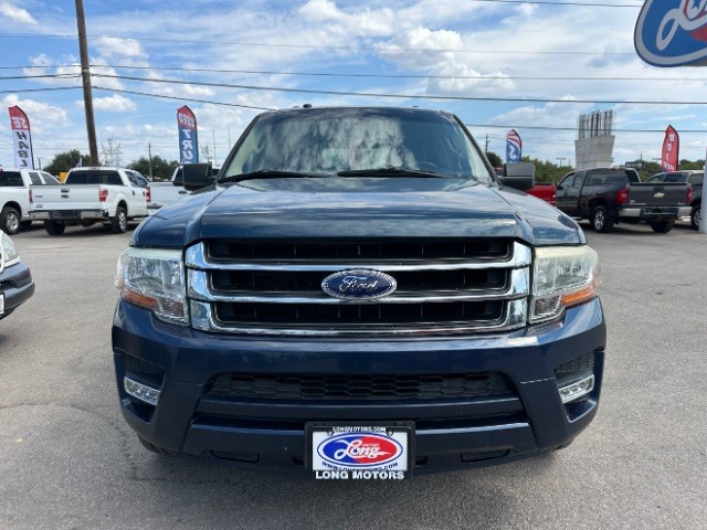 Ford Expedition Vehicle Full-screen Gallery Image 03