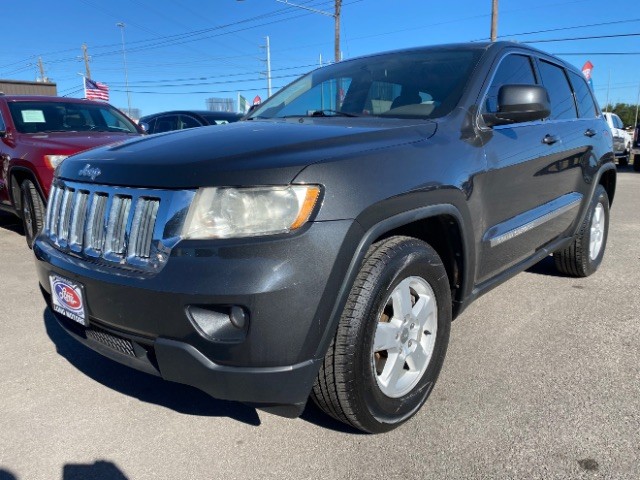 Jeep Grand Cherokee Vehicle Full-screen Gallery Image 03