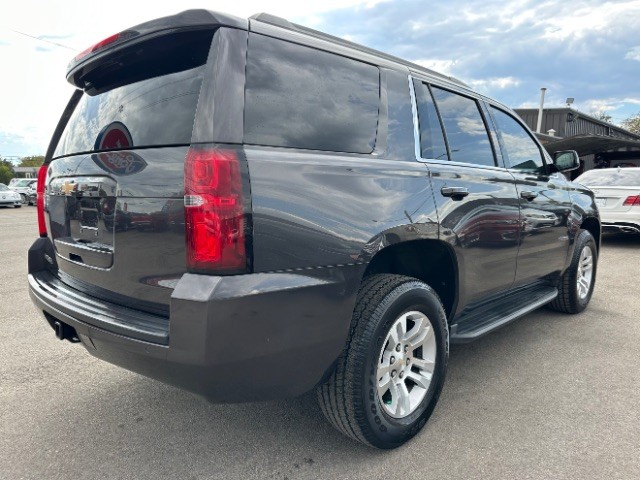 Chevrolet Tahoe Vehicle Full-screen Gallery Image 04
