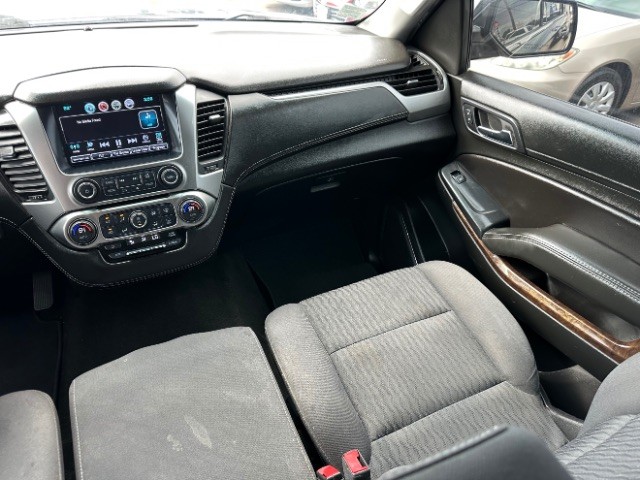 Chevrolet Tahoe Vehicle Full-screen Gallery Image 07