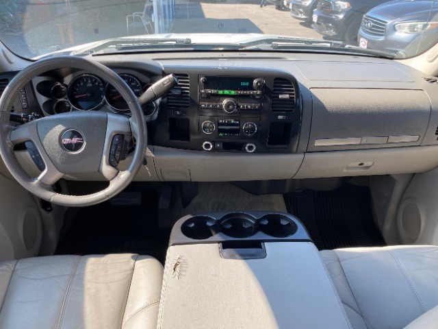 GMC Sierra 1500 Vehicle Full-screen Gallery Image 06