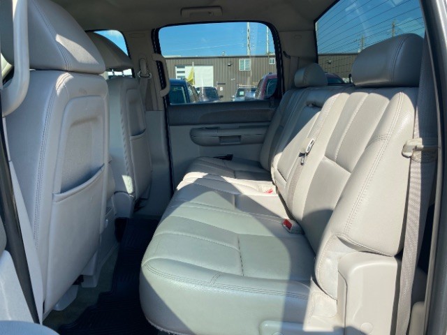 GMC Sierra 1500 Vehicle Full-screen Gallery Image 07