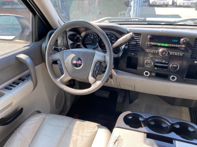GMC Sierra 1500 Vehicle Full-screen Gallery Image 08