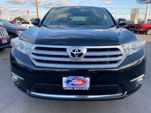 Toyota Highlander Vehicle Full-screen Gallery Image 02