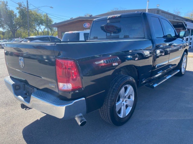 Dodge Ram 1500 Vehicle Full-screen Gallery Image 05