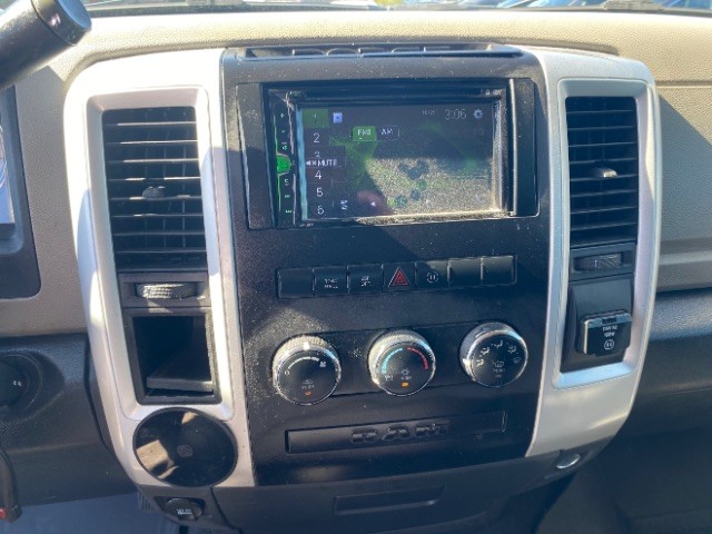 Dodge Ram 1500 Vehicle Full-screen Gallery Image 11