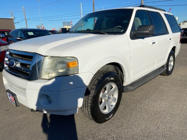 Ford Expedition Vehicle Full-screen Gallery Image 03