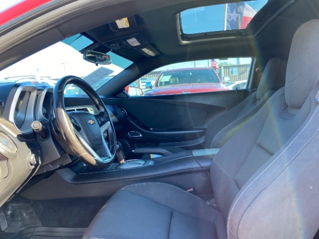 Chevrolet Camaro Vehicle Full-screen Gallery Image 09