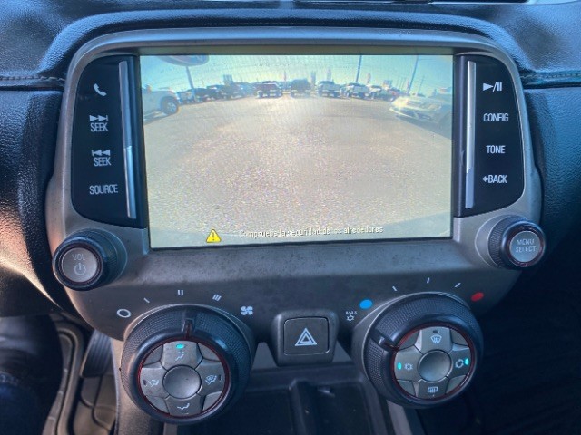 Chevrolet Camaro Vehicle Full-screen Gallery Image 13