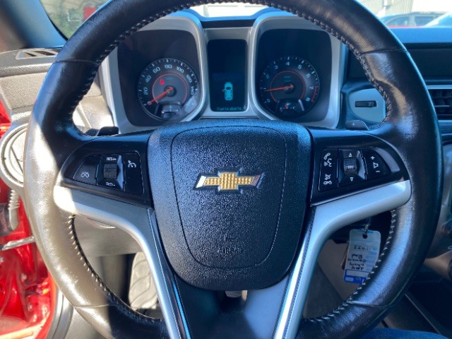 Chevrolet Camaro Vehicle Full-screen Gallery Image 15