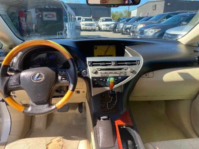 Lexus RX 350 Vehicle Full-screen Gallery Image 06