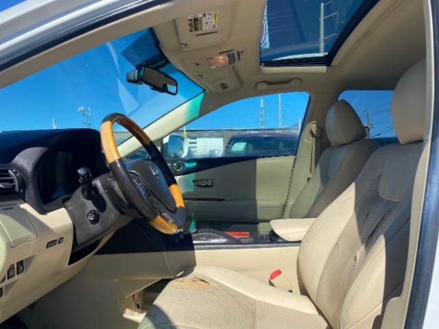 Lexus RX 350 Vehicle Full-screen Gallery Image 08