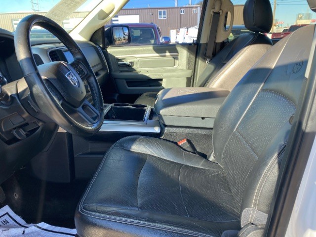 Ram 1500 Vehicle Full-screen Gallery Image 08