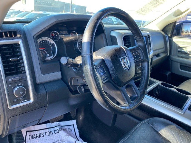 Ram 1500 Vehicle Full-screen Gallery Image 09