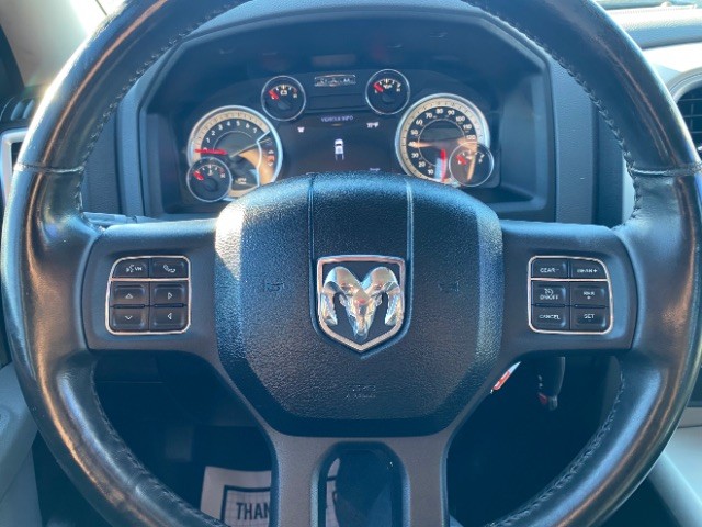 Ram 1500 Vehicle Full-screen Gallery Image 14