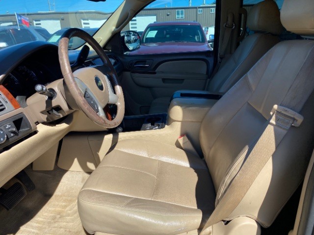 Chevrolet Tahoe Vehicle Full-screen Gallery Image 09