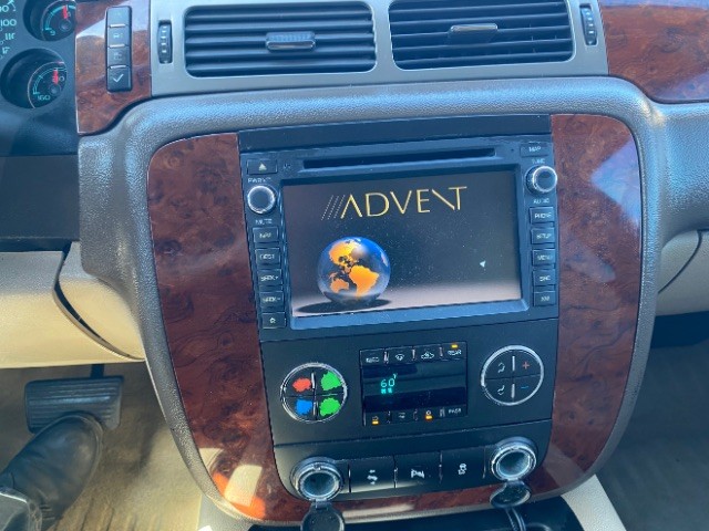 Chevrolet Tahoe Vehicle Full-screen Gallery Image 13