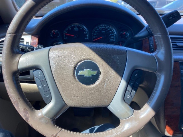 Chevrolet Tahoe Vehicle Full-screen Gallery Image 14