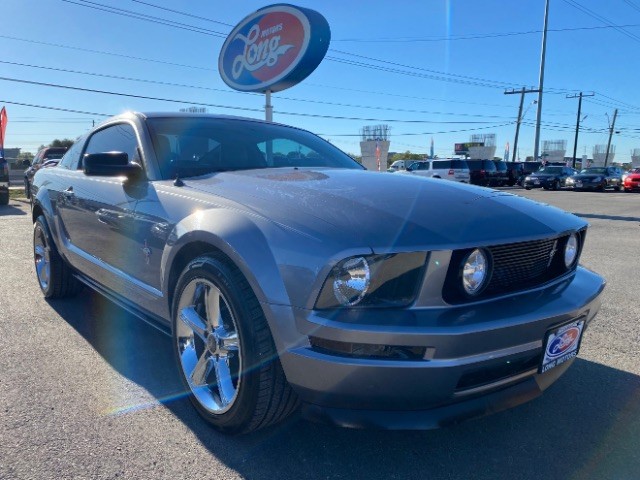 more details - ford mustang