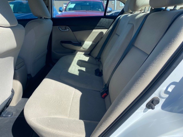 Honda Civic Sedan Vehicle Full-screen Gallery Image 07