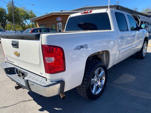 Chevrolet Silverado 1500 Vehicle Full-screen Gallery Image 05