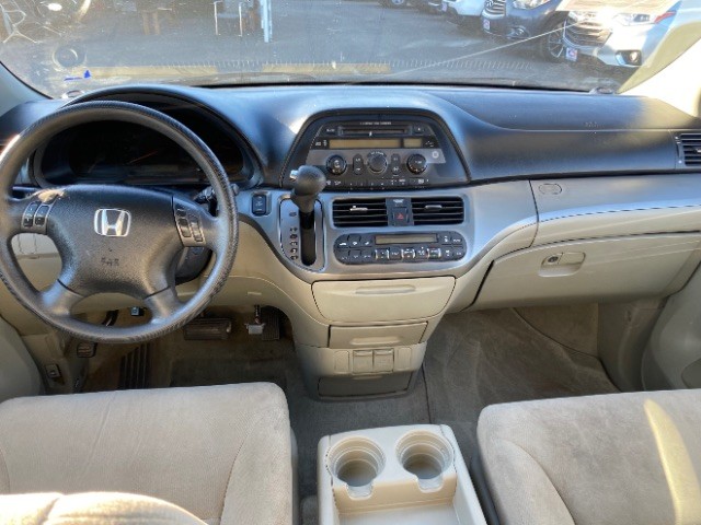 Honda Odyssey Vehicle Full-screen Gallery Image 06