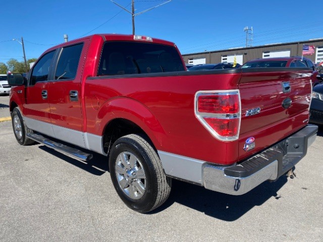 Ford F-150 Vehicle Full-screen Gallery Image 04