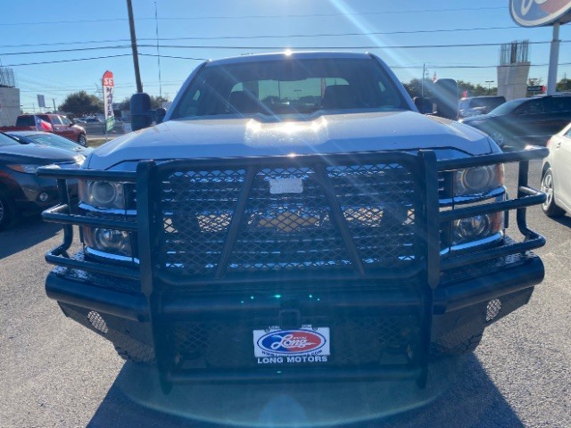 Chevrolet Silverado 2500HD Vehicle Full-screen Gallery Image 02