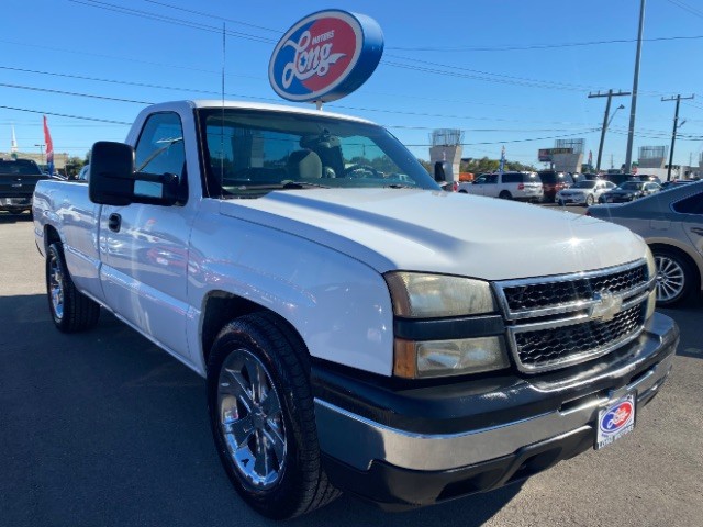 Chevrolet Silverado 1500 Vehicle Full-screen Gallery Image 01