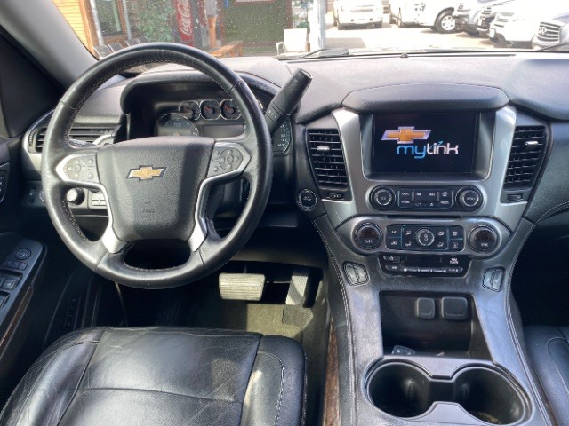Chevrolet Tahoe Vehicle Full-screen Gallery Image 12