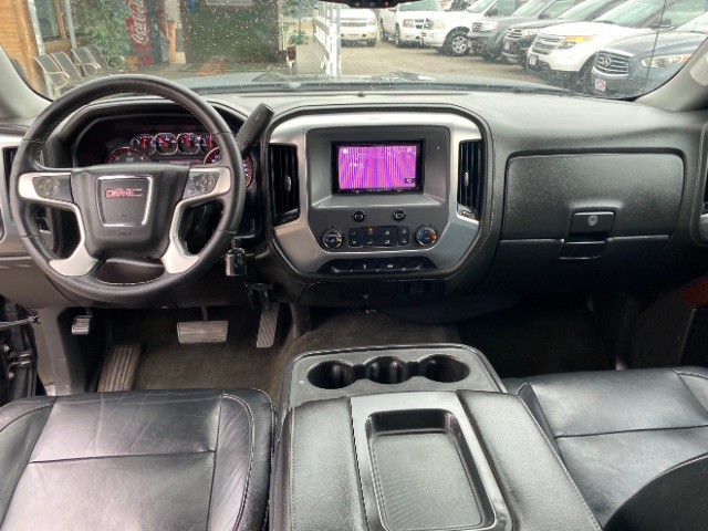 GMC Sierra 1500 Vehicle Full-screen Gallery Image 06